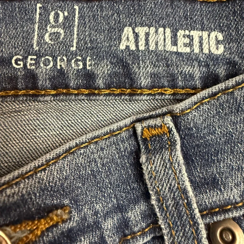 George‎ Athletic Jeans Mens 32x32(32x31) Medium Wash Straight Leg Denim Pants